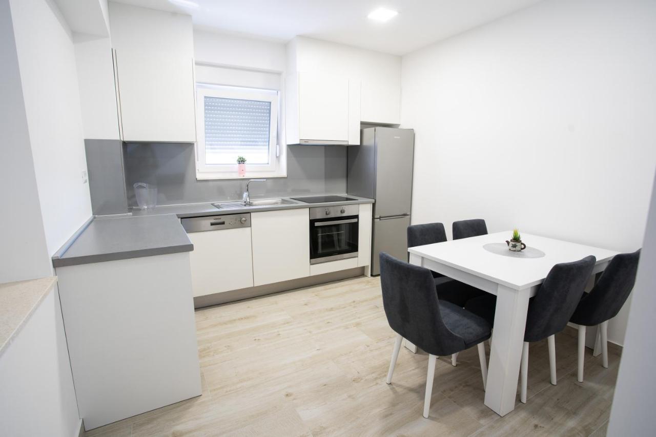 Apartmani Centar Liyubuşka Dış mekan fotoğraf