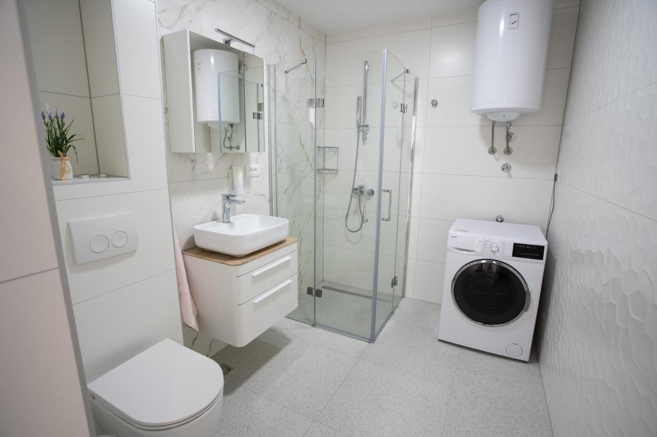 Apartmani Centar Liyubuşka Dış mekan fotoğraf