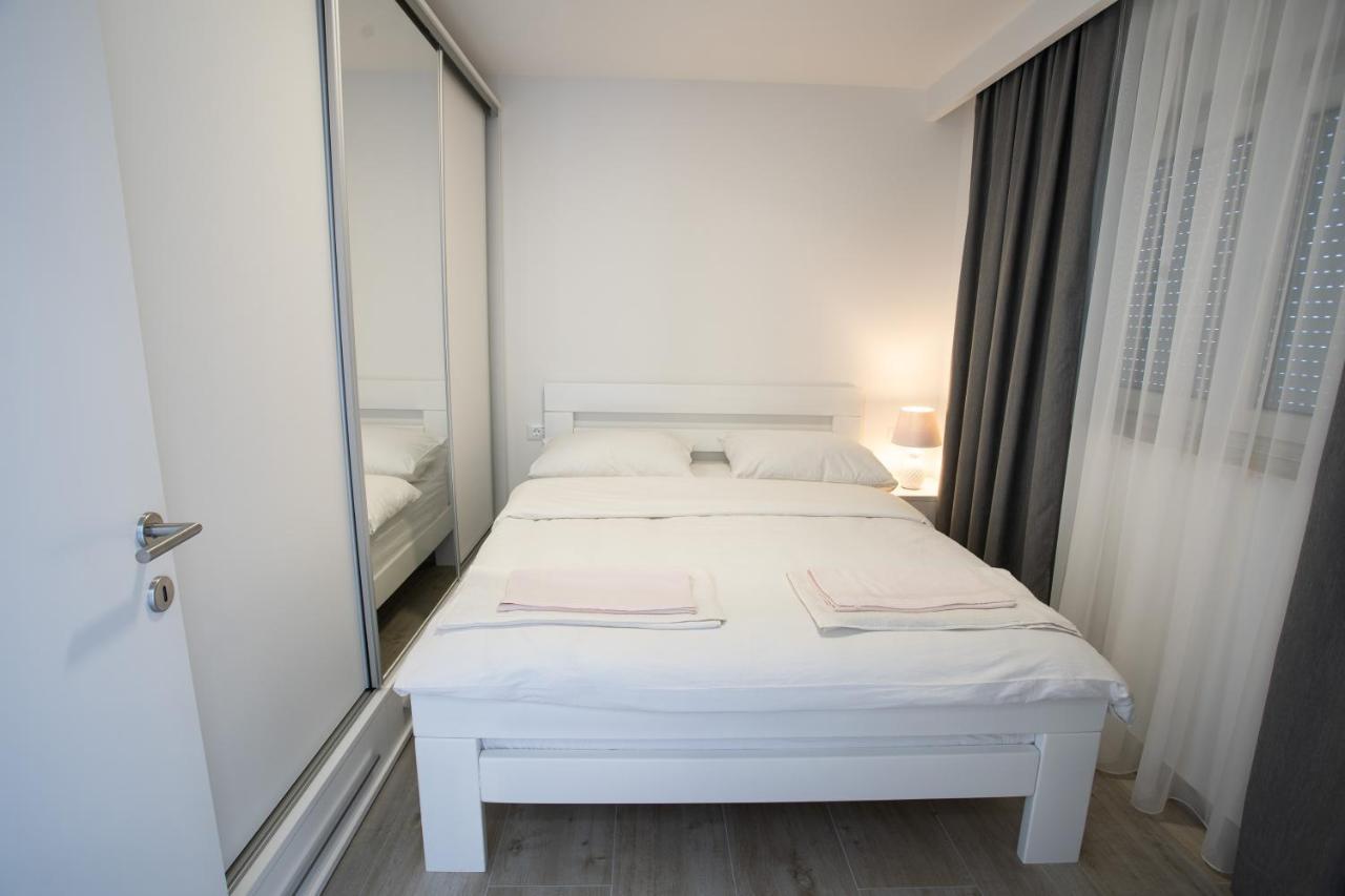 Apartmani Centar Liyubuşka Dış mekan fotoğraf